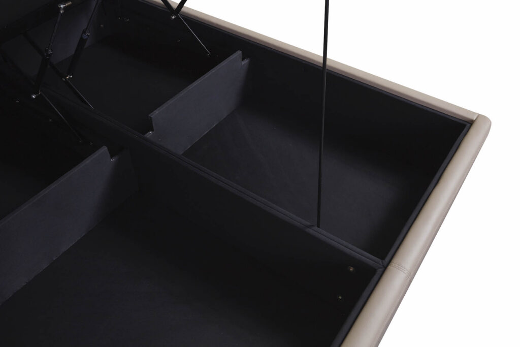 標準床架連四個特大收納空間 (4 storage compartment)